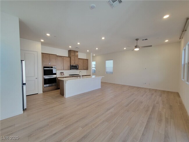 Building Photo - 535 Preston Oak Ln
