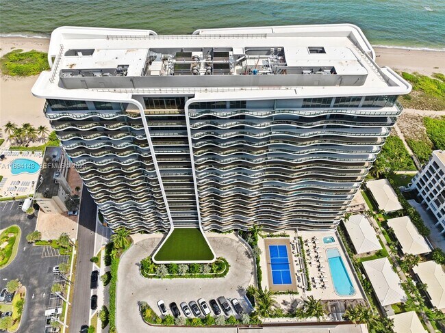 Building Photo - 900 N Ocean Blvd