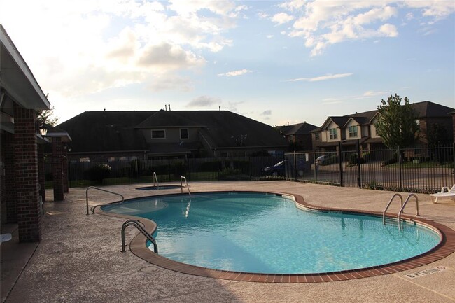 Building Photo - 8903 Keymill Dr