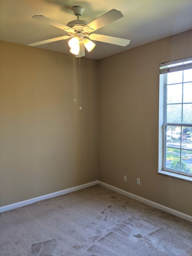 Building Photo - Ventura at Stonebridge Commons – 3 Bedroom...