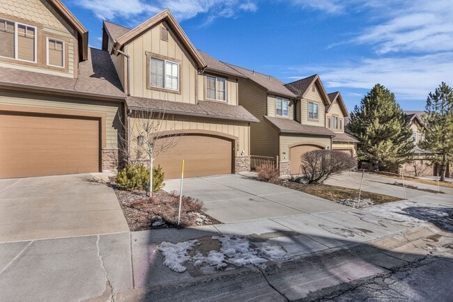 Building Photo - Canyon Links Townhome