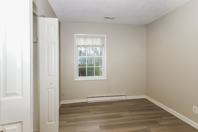 Building Photo - 6707 Willow Twig Rd