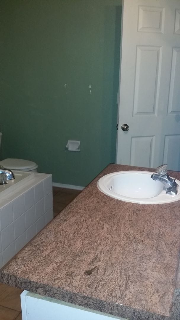 Building Photo - Luxury and Spacious, 1st floor condo with ...