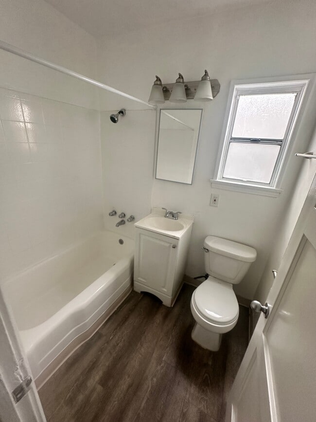 Building Photo - 3408 Virginia Rd