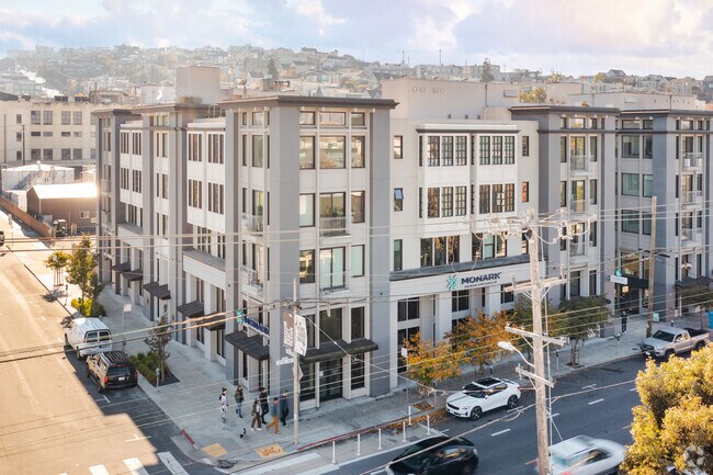 Primary Photo - Onyx Bldg 2