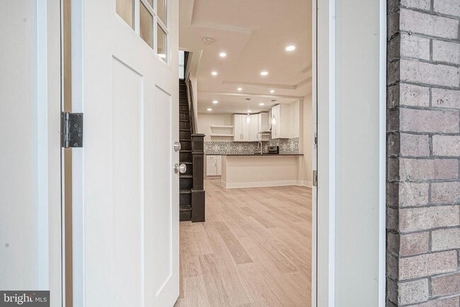 Building Photo - 3040 N Water St