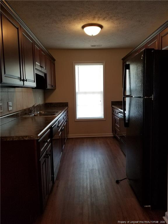 Building Photo - 2376 7th Street Rd