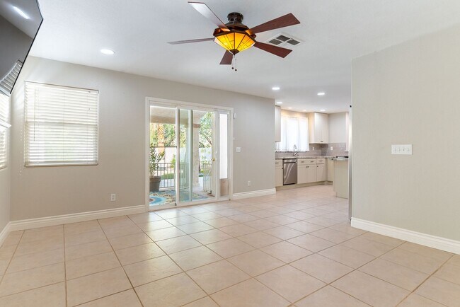 Building Photo - 4-Bed Green Valley Home with Private Pool ...