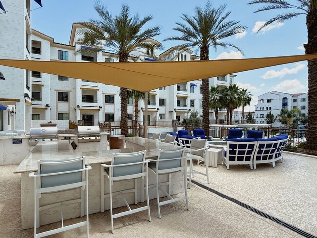 Building Photo - 2511 W Queen Creek Rd