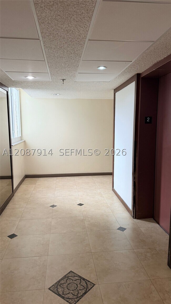 Building Photo - 17890 W Dixie Hwy