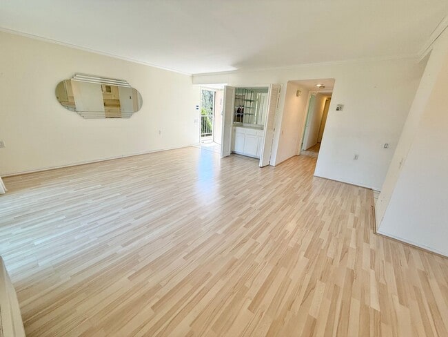 Building Photo - Beautiful 3-Bedroom Home in the desired Laguna Woods