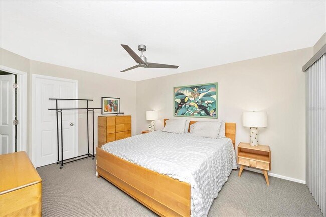 Building Photo - 3905 Glen Oaks Manor Dr