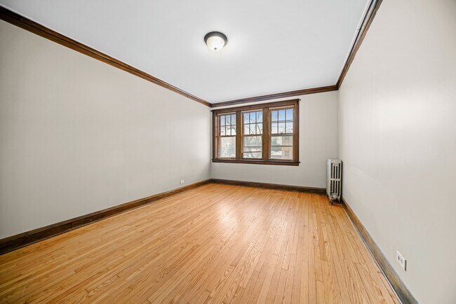 Building Photo - 230 Elmwood-2S
