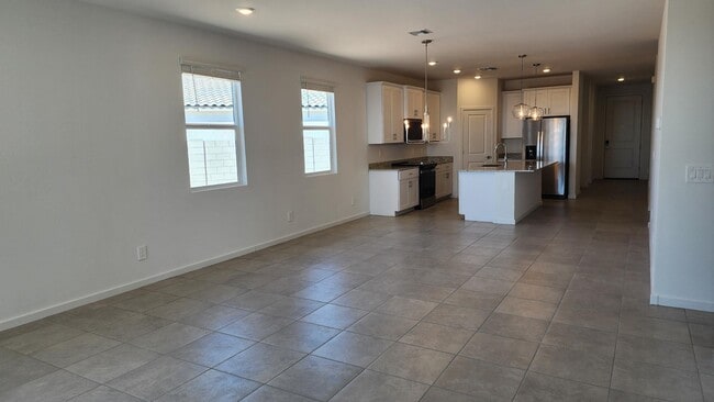 Building Photo - 7615 E Cozy Cottage Ln