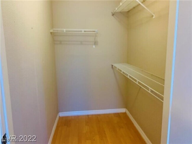 Building Photo - 8101 W Flamingo Rd