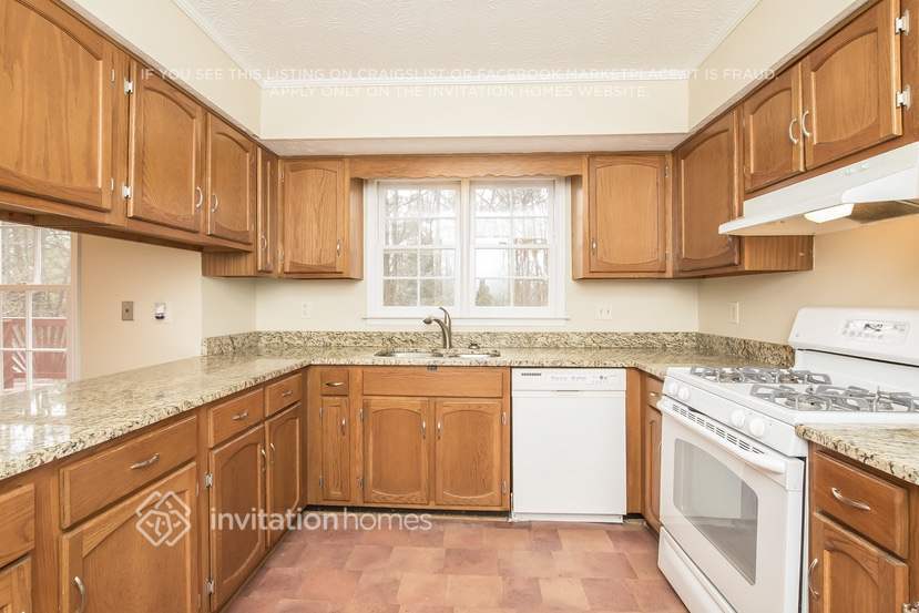 Building Photo - 1019 Pine Cove Dr SW