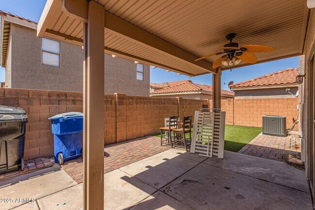 Building Photo - 1534 S Danielson Way