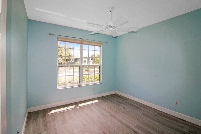 Building Photo - Osprey Home for Rent near Pineview