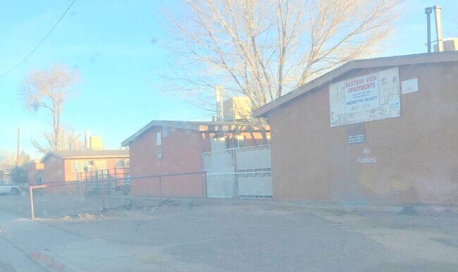 Building Photo - 3422 Eastern Ave SE