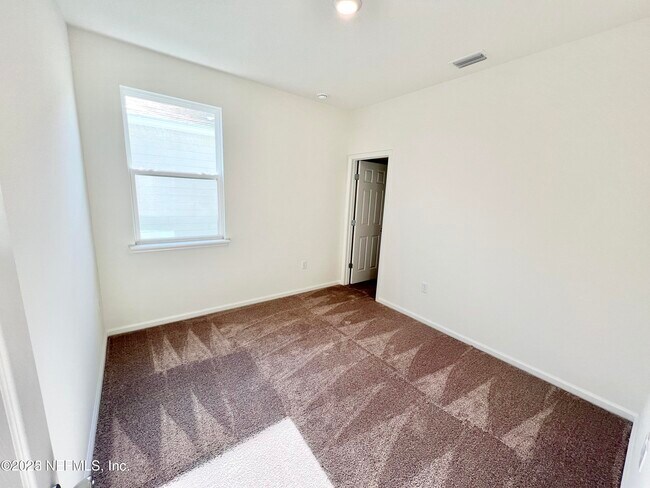 Building Photo - 12859 Logans Walk Ln