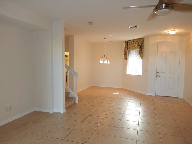 Building Photo - 17533 Laurel Grove Ct