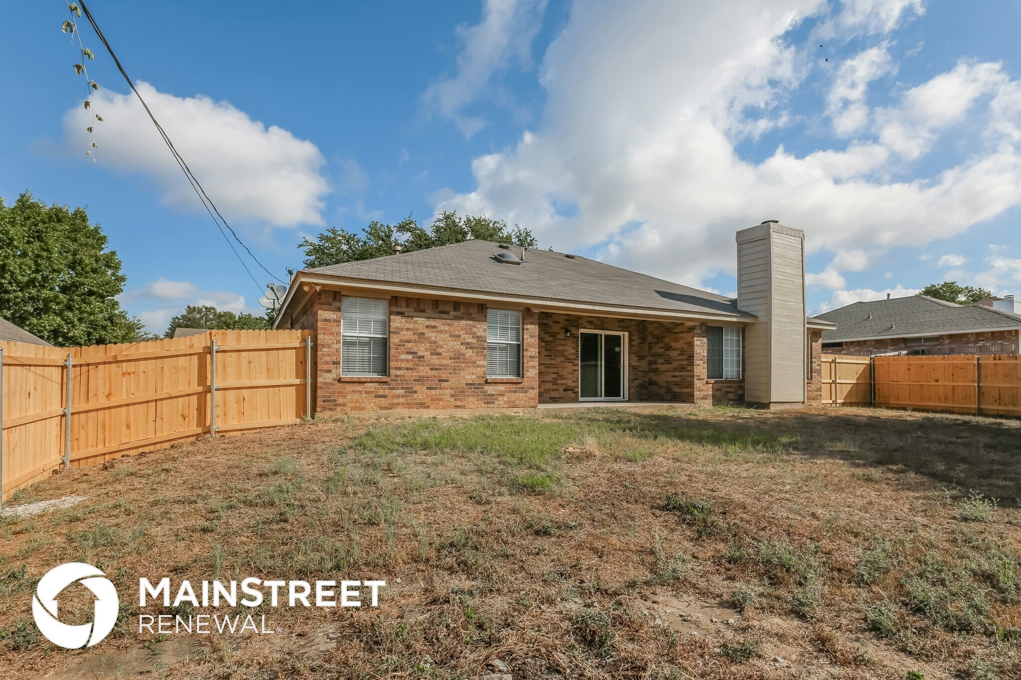 Building Photo - 304 Meadowglen Dr