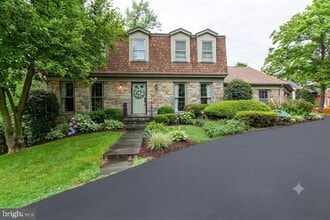 Building Photo - 6034 Chesterbrook Rd