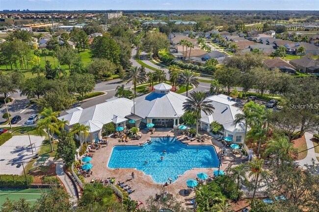 Building Photo - 2306 Silver Palm Dr