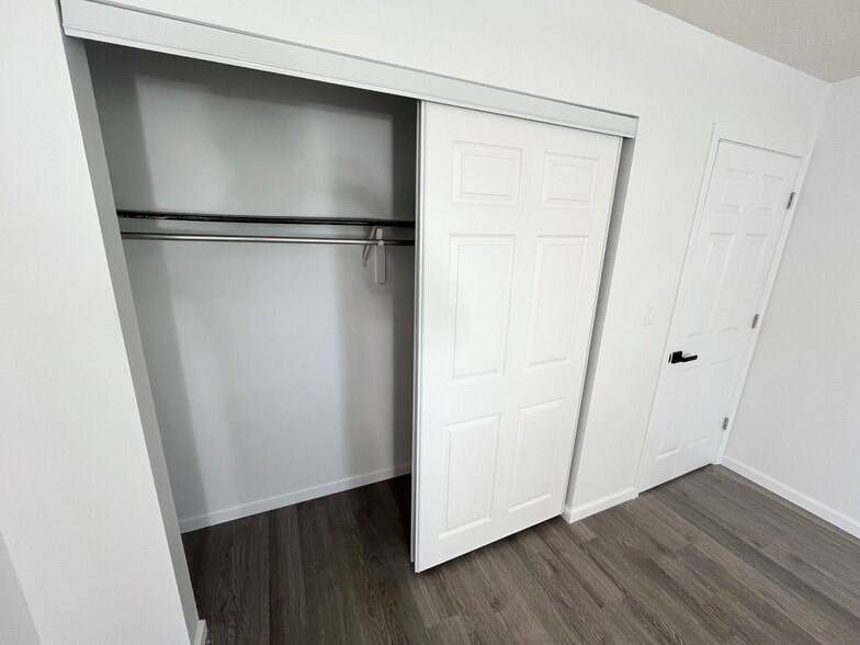Master Bedroom - 1618 Sutton Ave