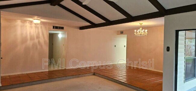Building Photo - 5030 Merganser Dr