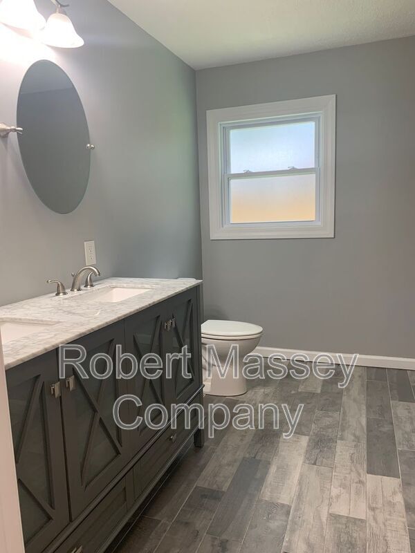 Building Photo - 2815 Joan Ave