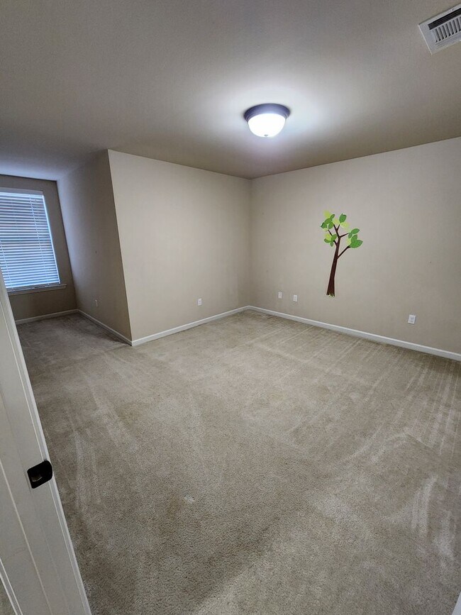 Building Photo - 16529 Gallion Dr