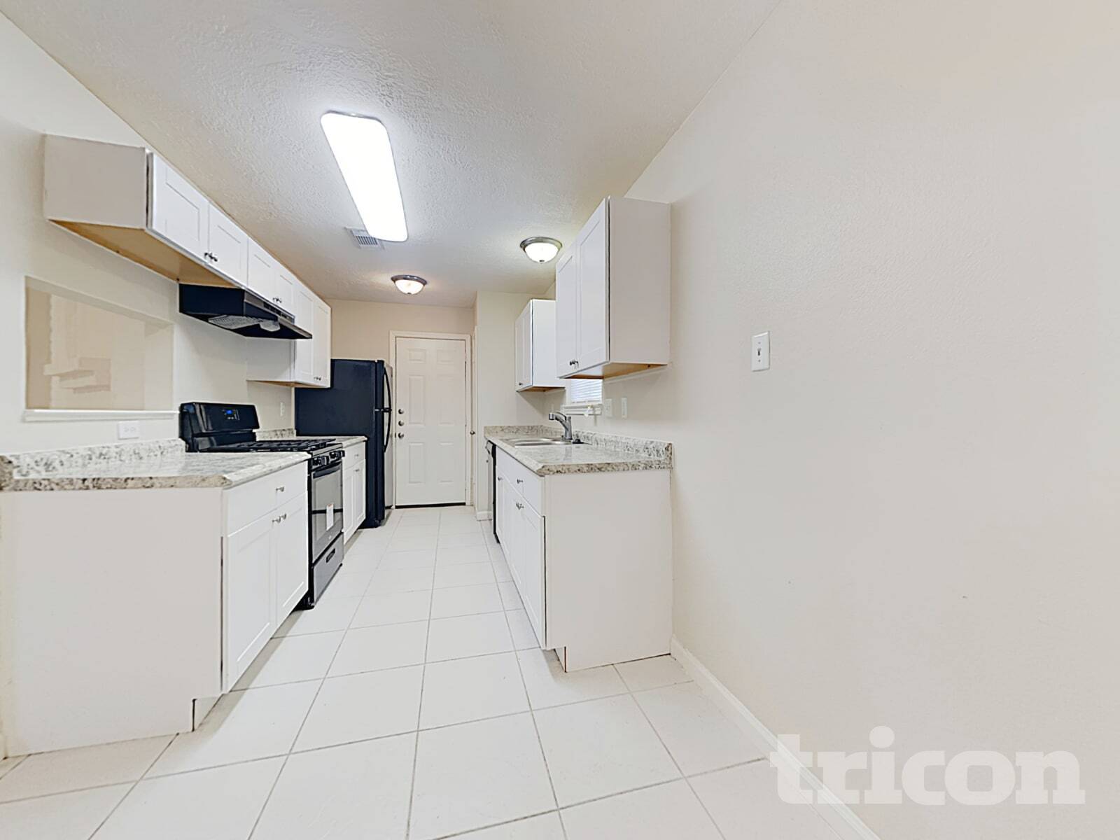 Building Photo - 3446 Edgecreek Dr