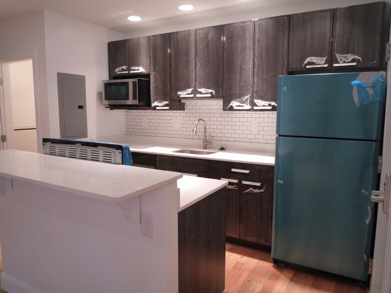 Building Photo - 127 St Botolph St