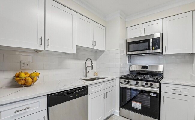 Building Photo - 4360 Ivymount Ct