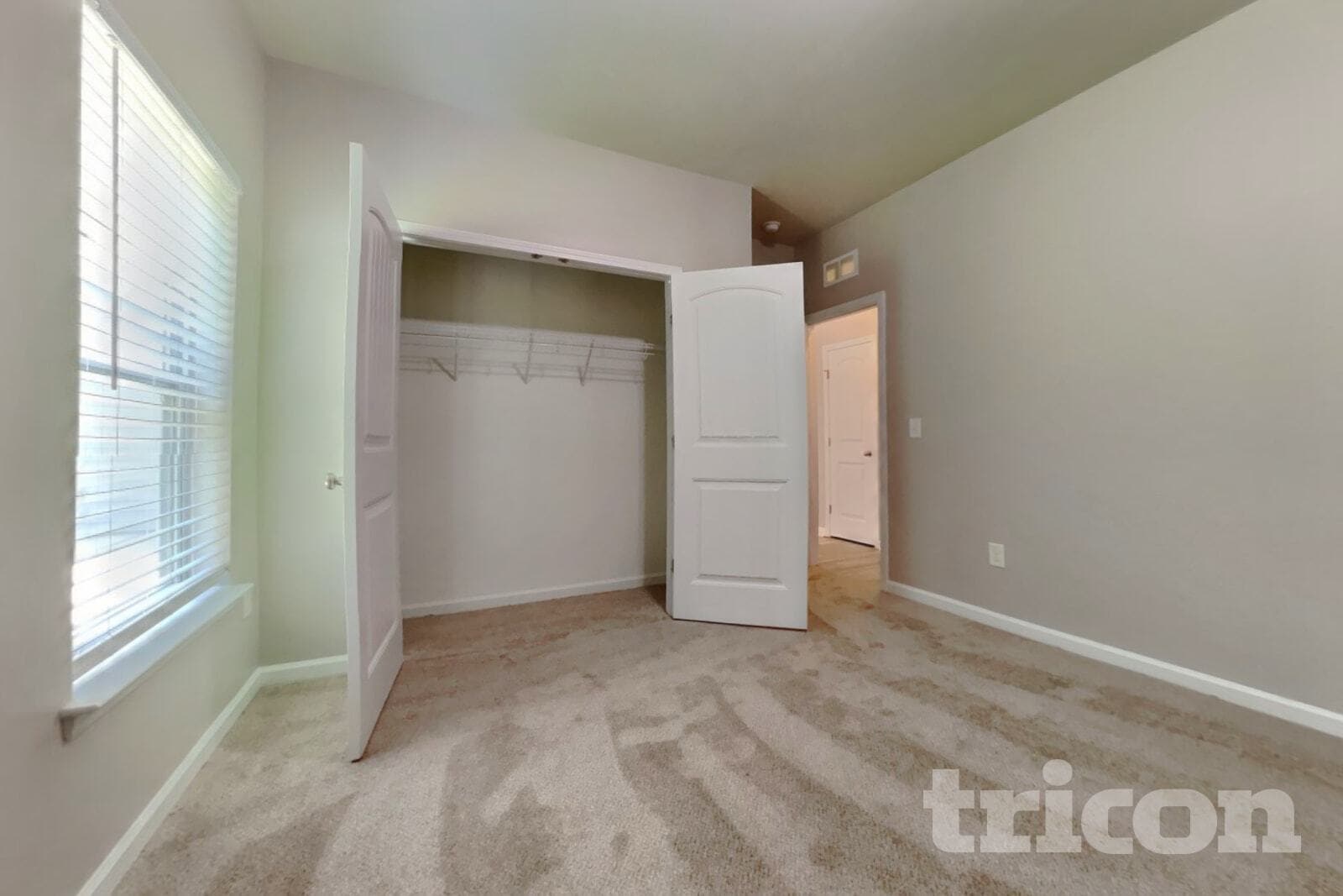 Building Photo - 156 Lakemont Dr