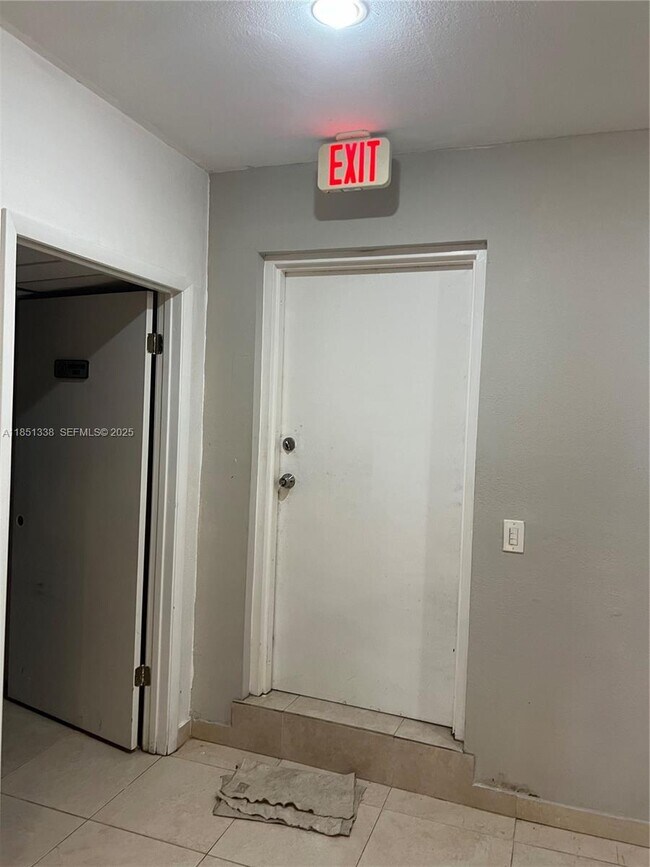 Building Photo - 149 Bentley Dr