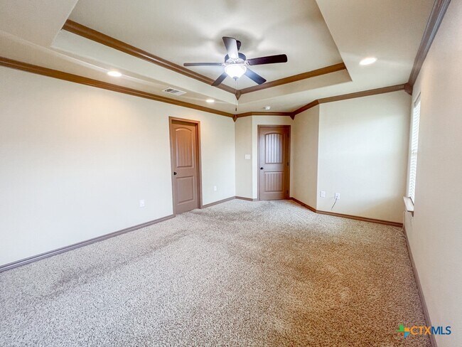 Building Photo - 700 Cosper Creek Dr