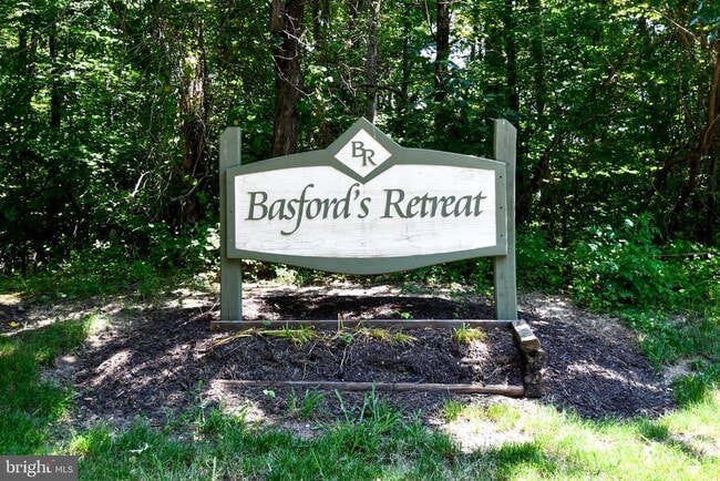 Building Photo - 8784 Lincoln St