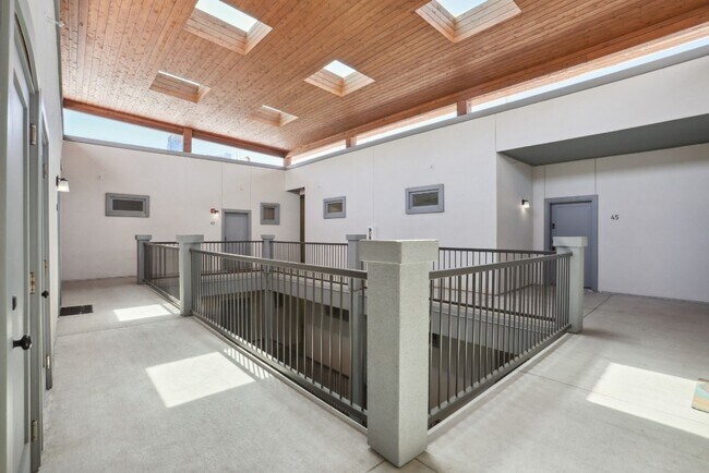 Building Photo - 908 Nueces St