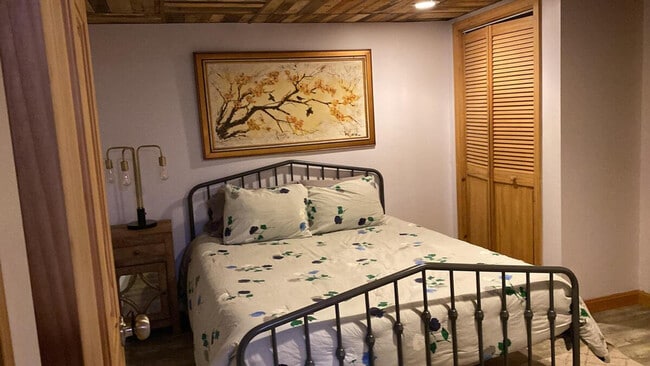 Building Photo - 66 Paquette Dr