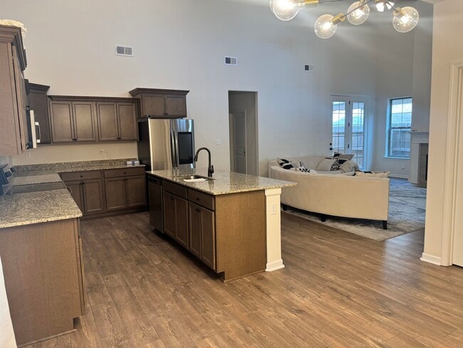 Building Photo - 160 Chickasaw Trce Dr