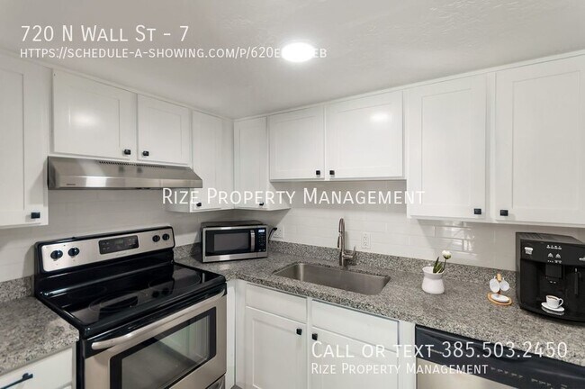 Building Photo - 720 Wall St