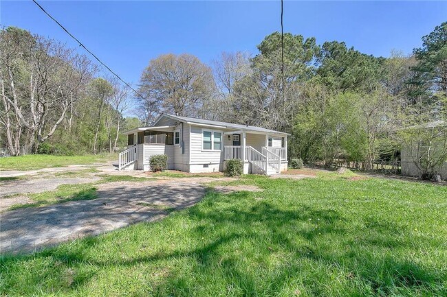 Building Photo - 455 Westside School Rd