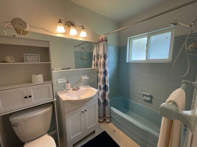 Building Photo - Fully Furnished 3BR/2BA Home in Dunnellon ...