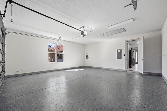 Building Photo - 11 Ethan Allen Dr