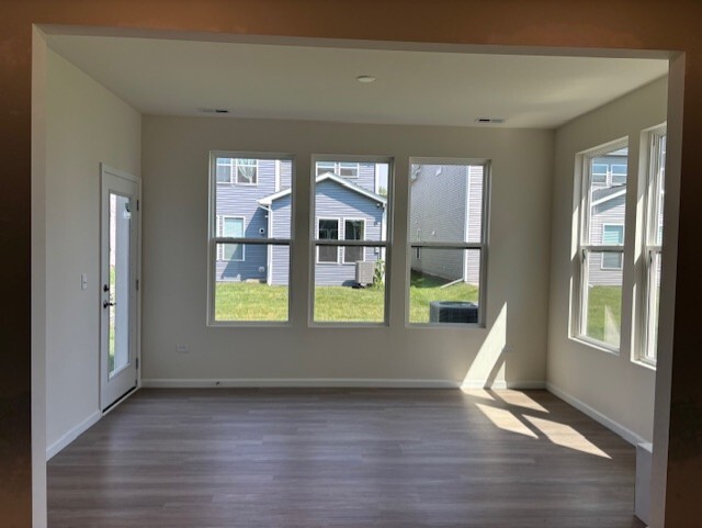 Building Photo - 2760 Lawlor Ln