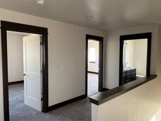 Building Photo - 2021 Windjammer Wy