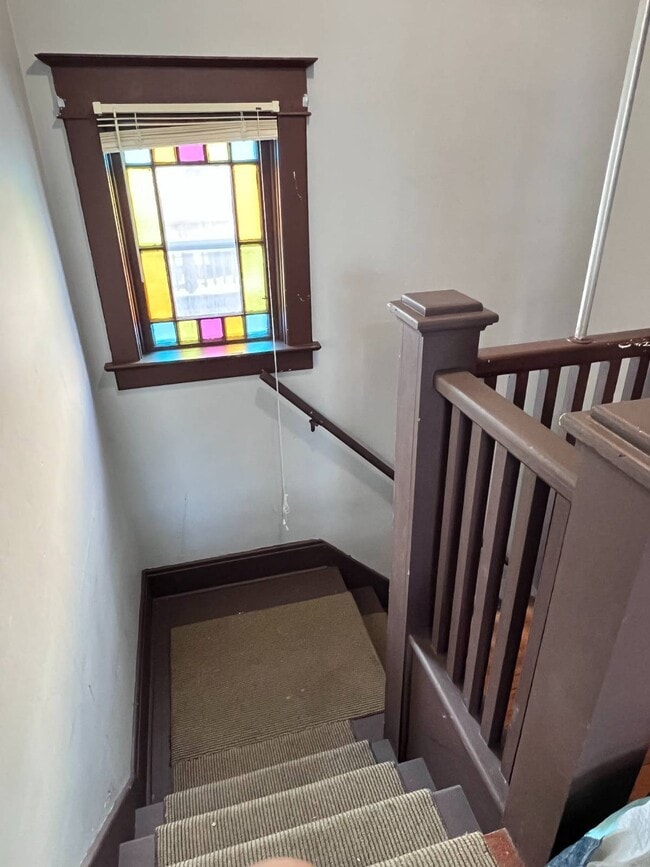 Building Photo - 2036 Guilderland Ave