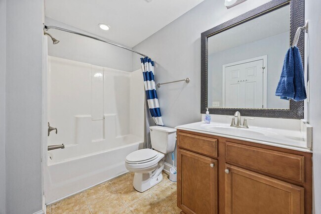 Building Photo - Beautiful 4-Bedroom, 3-Bath House